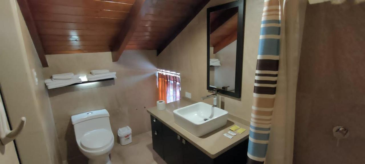 Hostal Dulce Hogar Latacunga Esterno foto
