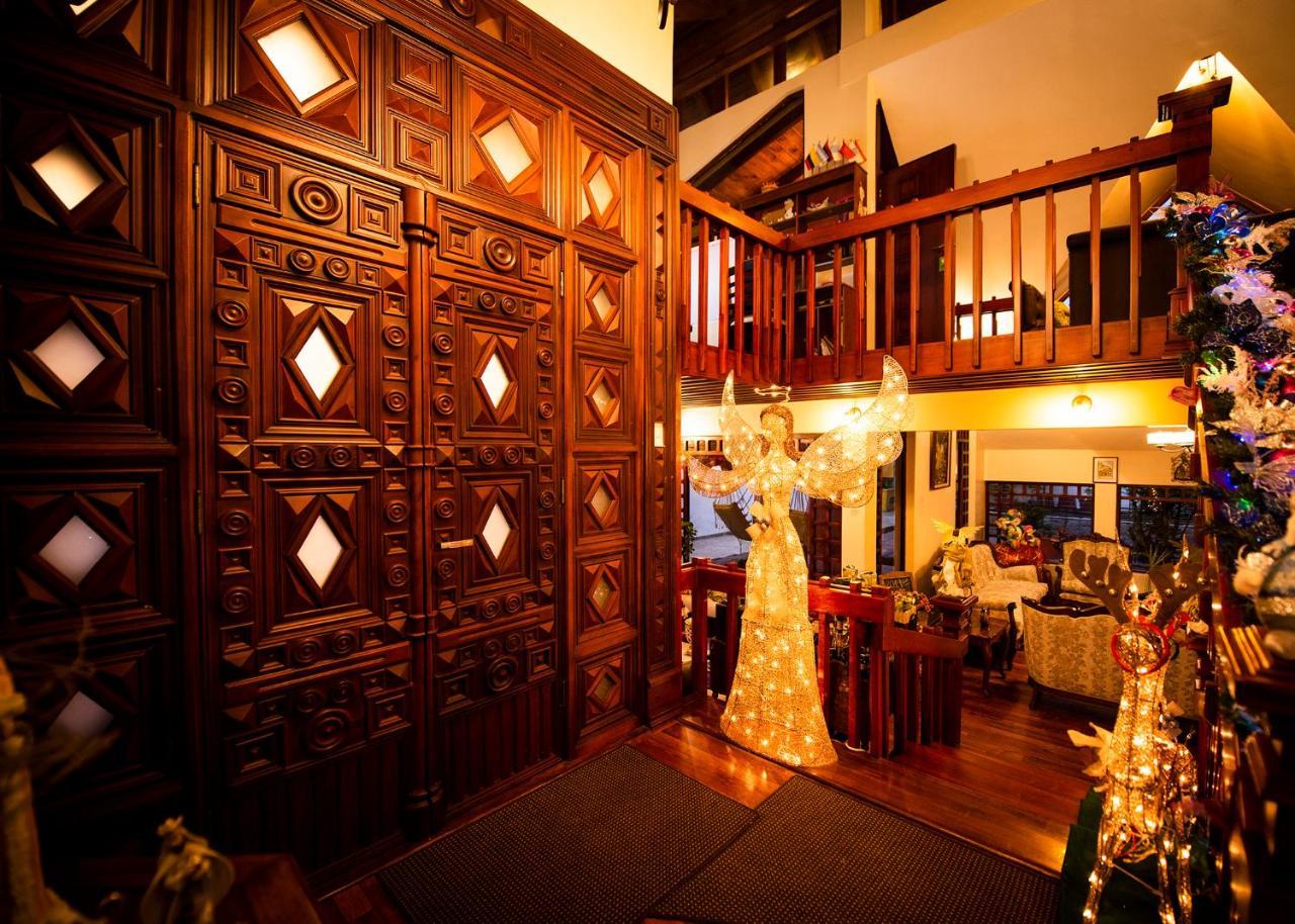 Hostal Dulce Hogar Latacunga Esterno foto