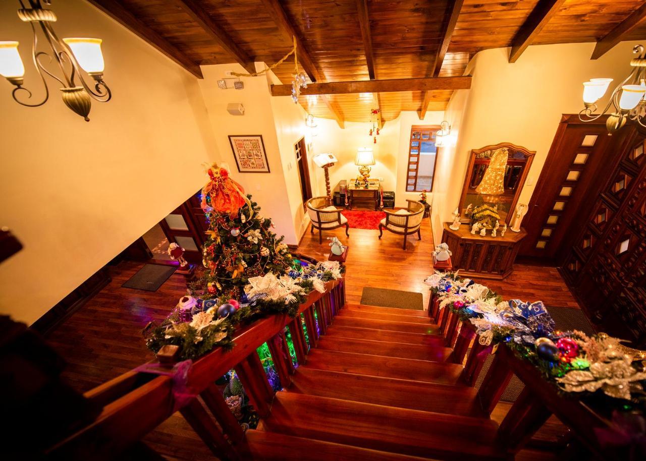 Hostal Dulce Hogar Latacunga Esterno foto